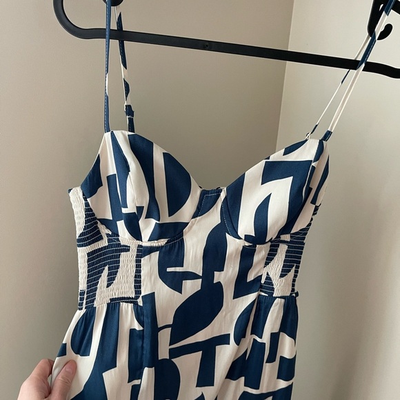 Eve Corset Midi Dress - Picture 4 of 10